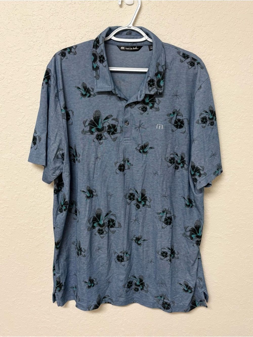 Travis Mathew Polo Shirt Mens Size XXL Golf Performance Short Sleeve Blue Print